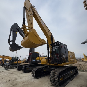 Excavadora Usada CAT 330 GC de 30 Toneladas Sin DEF para Carga en Canteras y Apilamiento de Agregados - Product Image 2