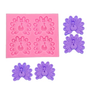 Moule en silicone 3D pour pâtisserie, biscuits, gâteaux et fondant, motif paon masculin classique et populaire avec plumes de queue déployées - Product Image 1