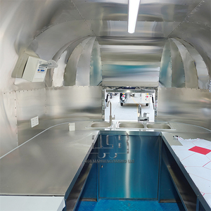 Camion de restauration en acier inoxydable à vendre en Californie – Idéal pour la restauration rapide et le barbecue, prix bas, avec sièges, type van-remorque - Product Image 4