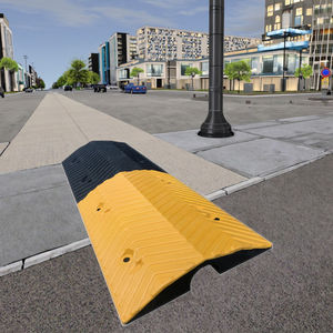 Xinye marque sécurité routière rampe d'incident de <span class=keywords><strong>trafic</strong></span> rampe en <span class=keywords><strong>caoutchouc</strong></span> <span class=keywords><strong>tapis</strong></span> de rampe couverture de câble vitesse bosses route bosse câble protecteur câble fil cordon - Product Image 4