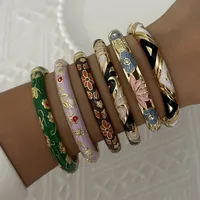 Bracelet Rinhoo élégant en émail givré à texture florale, plaqué or, tendance, avec strass floraux, pour femme, bijou de fête