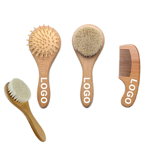 Ensemble de bain pour bébé avec logo personnalisé, masseur de cuir chevelu pour nouveau-né, kit de soin des cheveux, brosse à poils doux, peigne en bois de hêtre pour bébé - Product Image 1