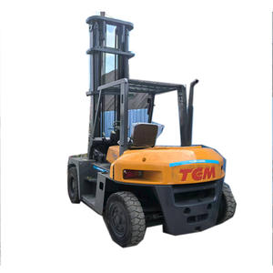 Chariot élévateur TCM 7 T d'occasion, moteur diesel à mât à 2 étages de 7 tonnes, faible durée, hauteur de levage de 6000mm, bien entretenu, prêt à fonctionner - Product Image 1