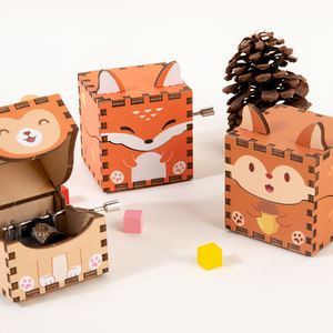 Caja <span class=keywords><strong>de</strong></span> música <span class=keywords><strong>de</strong></span> madera creativa para bebés personalizada, manivela educativa Mini You Are My Sunshine para mamá, regalo <span class=keywords><strong>de</strong></span> vacaciones para niños, juguetes para niños - Product Image 3