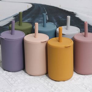 Ensemble d'apprentissage anti-déversement personnalisé en gros avec paille en silicone et couvercle pour tout-petits et bébés - Product Image 3