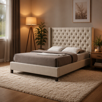 Lit en bois avec revêtement en tissu, cadre en bois et tête de lit capitonnée haute pour chambre à coucher