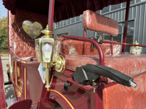 Charrette à chevaux électrique unique et magique pour princesse, élégante calèche à chevaux pour toutes les occasions - Product Image 4