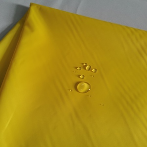 Trung Quốc Nhà Máy Chuyên Nghiệp Thực Hiện <span class=keywords><strong>Polyester</strong></span> <span class=keywords><strong>Taffeta</strong></span> 170T 190T 210T Không Thấm Nước Dệt <span class=keywords><strong>Taffeta</strong></span> Bên Trong Lót Vải - Product Image 4