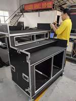 Flight case pour DJ, multi-médias, gestion d'événements, station de travail DJ