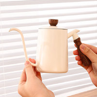 Bouilloire à café en acier inoxydable de qualité alimentaire, avec poignée en bois et bec col de cygne pour un débit d'eau précis