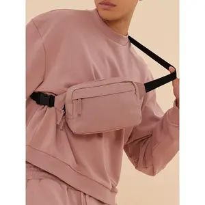 Borsa a tracolla premium riciclata, merchandising sostenibile - Product Image 6