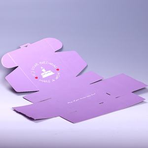 Emballage personnalisé directement de l'usine, boîtes <span class=keywords><strong>en</strong></span> <span class=keywords><strong>carton</strong></span> ondulé recyclé, doublure <span class=keywords><strong>en</strong></span> éponge, gaufrage, impression 4C, fermeture magnétique - Product Image 5