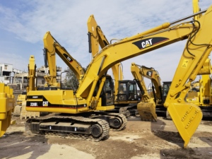 Excavadora de orugas usada Caterpillar de 6 toneladas (modelos 305.5e, 302.5e, 306D, 306e2, 306e, 308d, 320BL) y excavadora de orugas usada de 20 toneladas en Shanghái - Product Image 4
