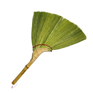 ไม้กวาดกุ้งขนาดเล็กจากอินโดนีเซีย ด้ามไม้ไผ่ใยธรรมชาติ อุปกรณ์ทำความสะอาดพื้นบ้าน - Product Image 4