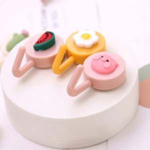 Nouvel arrivage de crochet de décoration de la maison mignon créatif fleur fruit autocollant crochet poinçon gratuit autocollant mural crochet sans couture - Product Image 3