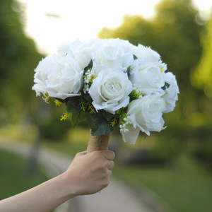 S0161R Nuevo Ramo de Rosas de Simulación con Perlas, de Alta Calidad, para Novia, Ramo de Boda - Product Image 3