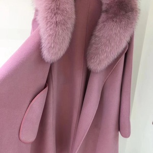 <span class=keywords><strong>Cappotto</strong></span> Invernale alla Moda in Lana e Cashmere <span class=keywords><strong>con</strong></span> Collo in <span class=keywords><strong>Pelliccia</strong></span> di Volpe Staccabile per <span class=keywords><strong>Donna</strong></span> - Product Image 2