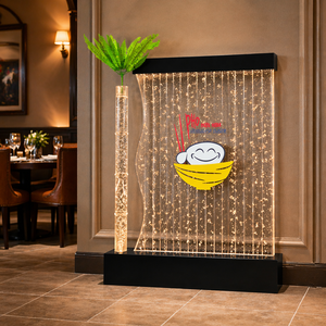 Paravent moderne en acrylique avec LED et bulles d'eau, design en forme de S et thème culinaire pour la décoration intérieure - Product Image 1