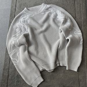 เสื้อฮู้ดดี้ผู้ชายแบบครอป ผ้าคอตตอนถักเนื้อวาฟเฟิล 370GSM คุณภาพดี 100% พร้อมซับใน พิมพ์ลายดิจิตอลโลโก้ตามสั่ง ระบายอากาศได้ดี - Product Image 6