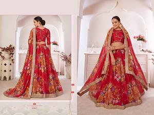 Impression de fleurs d'approvisionnement direct d'usine avec travail de séquence Lehenga Choli pour les femmes tenues de fête à un prix abordable - Product Image 6