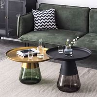 Explosive Fire Dernier Design Table Basse Ronde en Verre avec Maille Noire et Plateau en Métal Doré