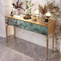 Table de foyer console de style italien avec pierre de luxe en acier inoxydable Oeuvre d'art de designer haut de gamme pour la lumière d'entrée Sensation de luxe