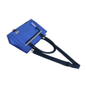 กระเป๋าโท้ทไนลอนสีน้ำเงิน 600D พร้อมซิปแบบตารางหมากรุกและป้าย Comfort Tag - Product Image 5