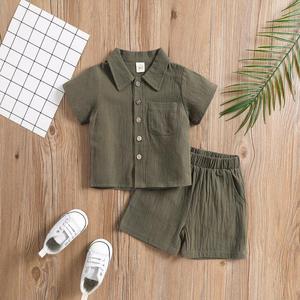 Ensemble Décontracté Tendance Deux Pièces pour Garçons, Vêtements pour Tout-Petits, Pur sans Imprimé, Manches Courtes Retroussées, Style Uni Décontracté - Product Image 4