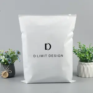 प्लास्टिक बैग कस्टम लोगो 50 काले ज़िप ताला स्पष्ट पारदर्शी मैट पाले सेओढ़ लिया पीई पीवीसी ज़िप ताला बैग कपड़े के लिए पैकेजिंग