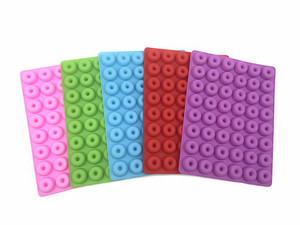 48-Cavity Mini-Doughnut <b>Silicone</b> Candy Mold Eco-Friendly Donut Baking Tray for Jelly Ice Cube Cake Making - Product Image 5