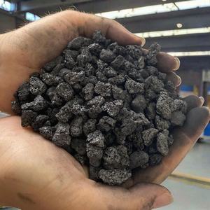 Chercher un carburant similaire au coke de pétrole calciné à faible teneur <span class=keywords><strong>en</strong></span> <span class=keywords><strong>soufre</strong></span>, avec une teneur <span class=keywords><strong>en</strong></span> carbone de 99,2 % (FC 99,2%), idéal pour l'industrie métallurgique et industrielle. - Product Image 5