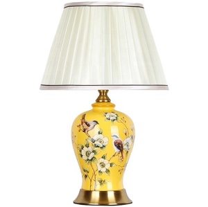 Enfants comme jaune anime de bande dessinée en céramique table vase oiseaux design lampes de bureau - Product Image 4