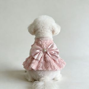 Robe élégante et mignonne pour chien en polyester noir avec dentelle, grand nœud en satin et perles décoratives, écologique, pour printemps/été, pour petits chiens et chiots - Product Image 6