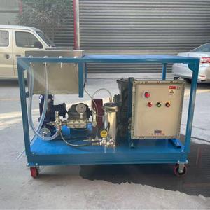 Macchina per Taglio a Getto d'Acqua ad Alta Pressione 1000 bar con Sistema Idraulico - Product Image 2