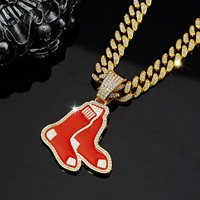 Collier pendentif chaussettes de Boston rouge tendance, vente chaude, pour hommes et femmes, style streetwear hip-hop, chaîne cubaine entièrement en cristal, vente en gros