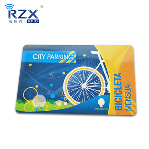 Tùy chỉnh có thể in RFID thẻ đậu xe <span class=keywords><strong>860</strong></span>-<span class=keywords><strong>960MHz</strong></span> UHF RFID thẻ PVC người ngoài hành tinh H3 <span class=keywords><strong>H4</strong></span> RFID UHF thẻ để kiểm soát truy cập - Product Image 2