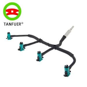 สายส่งน้ำมันดีเซลกลับถัง LR051528-2 LR051528 สำหรับรถยนต์แลนด์โรเวอร์ L550 L538 L359 ท่อรั่วของหัวฉีดน้ำมันเชื้อเพลิง - Product Image 2