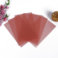 Feuille de plastique PP extrudé transparent mat, feuille de polypropylène gaufrée transparente pour feuille de PP 0,4 mm