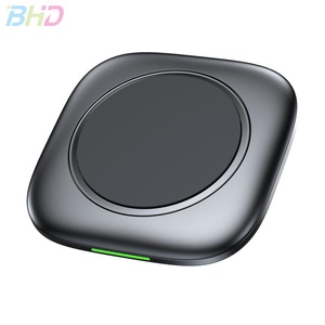Logotipo personalizado Nuevo Venta caliente <span class=keywords><strong>INIU</strong></span> Cargador inalámbrico Banco de energía 15W Almohadilla de carga inalámbrica rápida con luz adaptable para dormir - Product Image 2