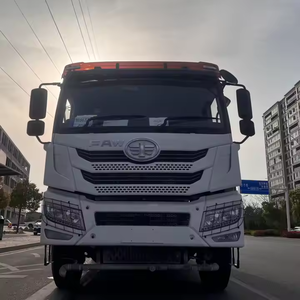 Chariot d'arrosage 4x2 de camion d'eau à moteur diesel de Foton 12000L avec les composants de noyau de bateau-citerne d'arroseur incluent le moteur et la pompe - Product Image 3