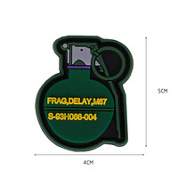 Parche de PVC con Diseño de Arma en Versión Q, Listo para Enviar, Insignia de Goma 3D con Velcro, Apto para Mochilas Deportivas y Gorras