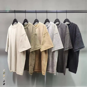 เสื้อยืดคอตตอน 100% พิมพ์ลายบาติกโลโก้วินเทจแบบปรับแต่งได้ ทรงโอเวอร์ไซส์ ล้างสีแบบแอซิด ไหล่ตก หนัก 275 กรัม ขั้นต่ำ 1 ตัว - Product Image 2