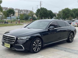 Mercedes-Benz <span class=keywords><strong>Classe</strong></span> <span class=keywords><strong>S</strong></span> 2023 <span class=keywords><strong>S</strong></span> <span class=keywords><strong>400</strong></span> L Version Luxe d'occasion – Berline de luxe pleine grandeur pour l'exportation mondiale aux concessionnaires de voitures d'occasion - Product Image 6