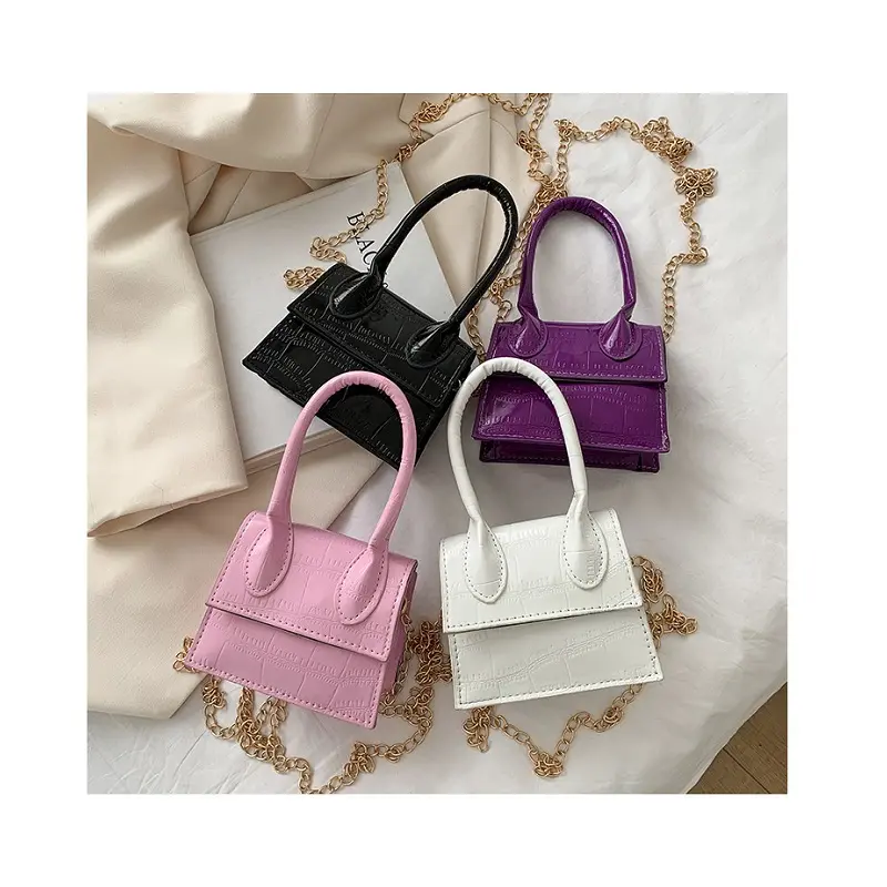 2021 moda nuove borse delle donne di marca di lusso contrasto colore catena spalla borse Messenger Mini piccole lettere in metallo stampa borsa