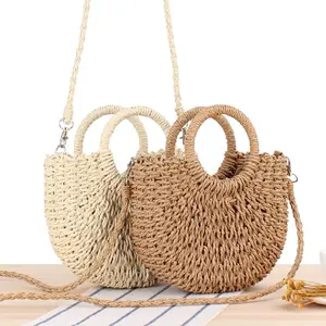 Neue handgemachte halb runde Rattan-Strohtüte Sommer Damen Messenger Crossbody-Taschen Mädchen kleine Strandhandtasche