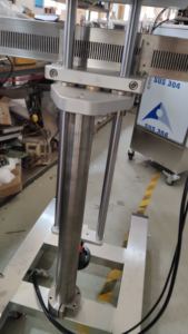 آلة تغليف وختم زجاجات الكاتشب بالحث الكهرومغناطيسي للمكسيك واليابان وتركيا وروسيا وكندا وإيطاليا - Product Image 6