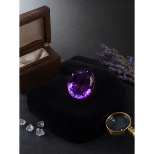 Piedra preciosa suelta de amatista facetada de forma ovalada - Un sinfonía real de radiante brillo y espiritualidad - Product Image 3