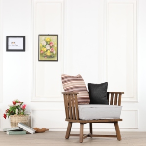 Chaise de salle à manger en bois massif personnalisable de luxe avec un design moderne en provenance d'Indonésie, fabriquée à partir de matériaux naturels - Product Image 1