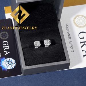 Boucles d'oreilles clous carrées luxueuses et tendance en argent sterling 925 avec moissanite taille Asscher VVS - Product Image 6