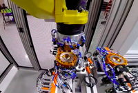 Outil de changement rapide appliquant plusieurs disques d'effecteur d'extrémité de robot industriel Manipulation et meulage de soudage
